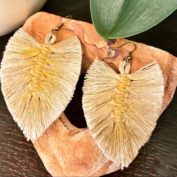 Macrame feathers earrings J. Cruz Hand made w love - Picture 1 of 13